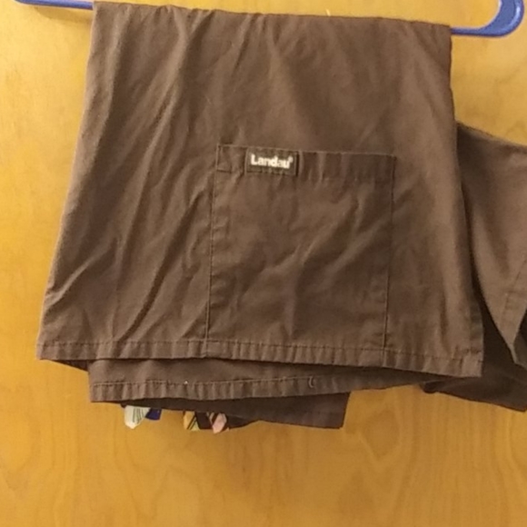 L Scrub Top - Picture 2 of 2